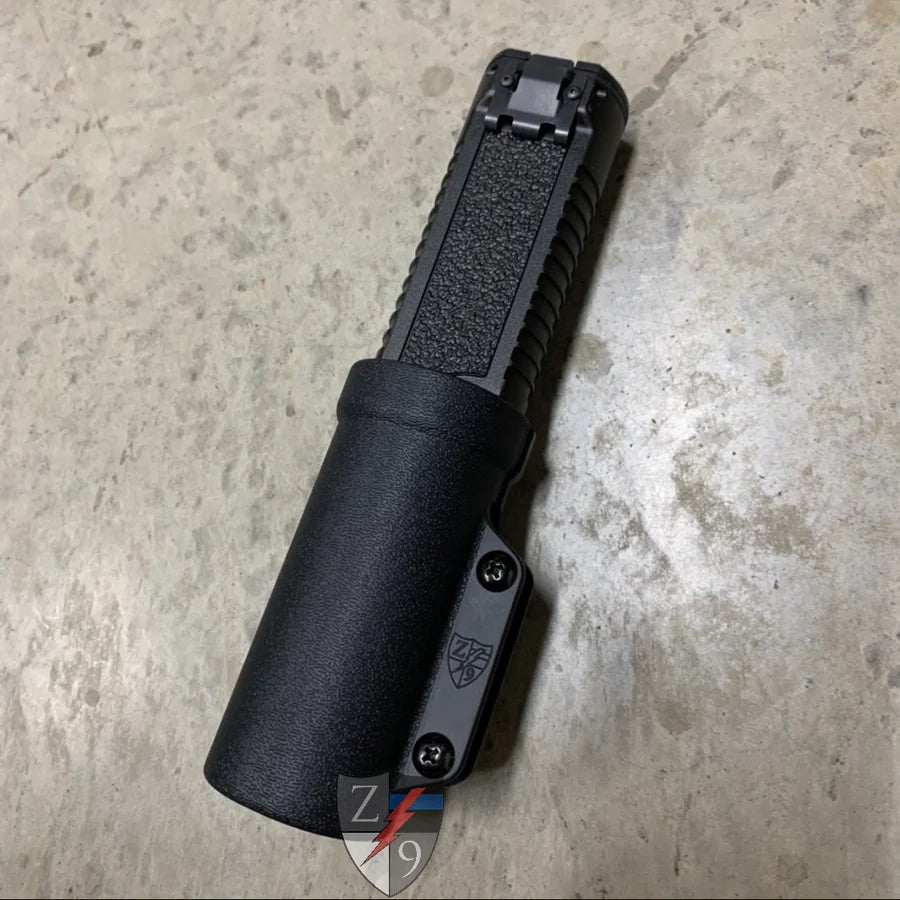 Zero 9 Flashlight Case Bezel Up, Singer 2020, Molle-Lok (Z9-4029-BLK-MLK)