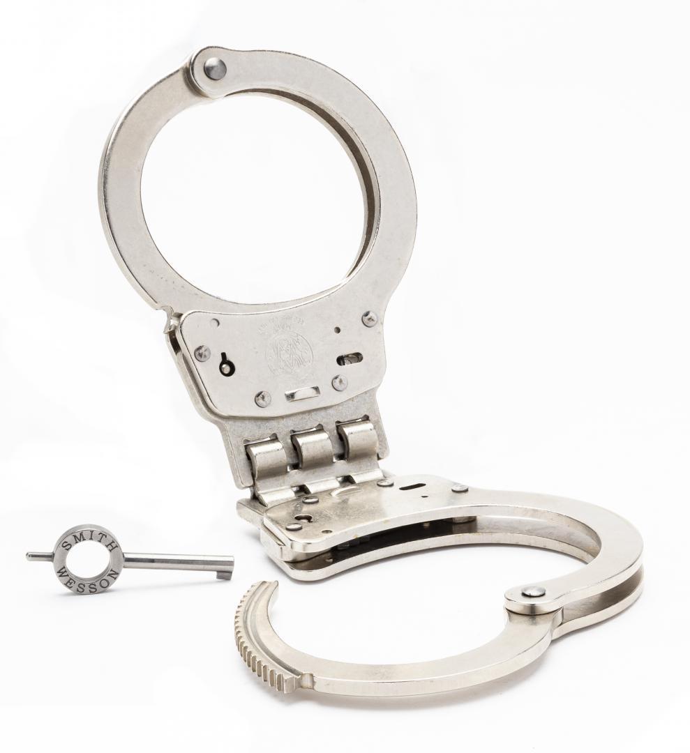 Smith & Wesson M300 Hinged Handcuff 350096/350095