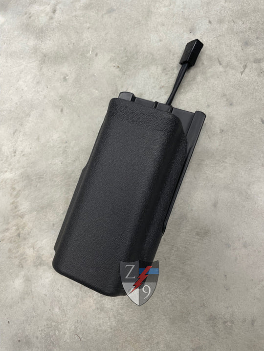 Zero 9 Portable Radio Case, APX 6000/8000 Series, Molle-Lok (Z9-5001-BLK-MLK)